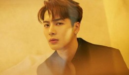 圈内爆料李现王嘉尔,幕后故事引热议